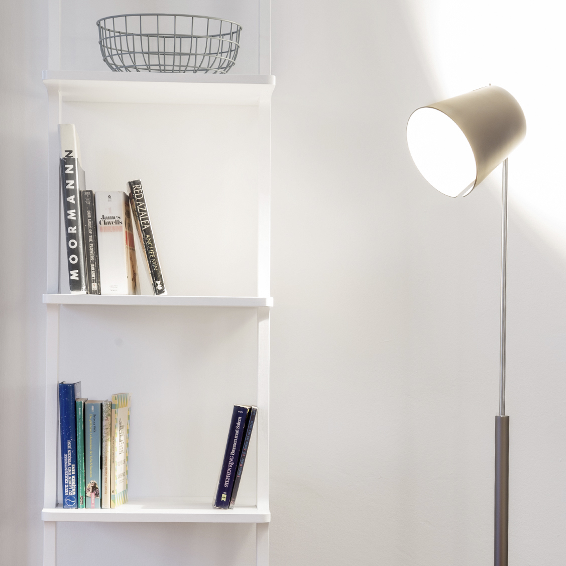 Regal LIbri Klein Mittel Swedese