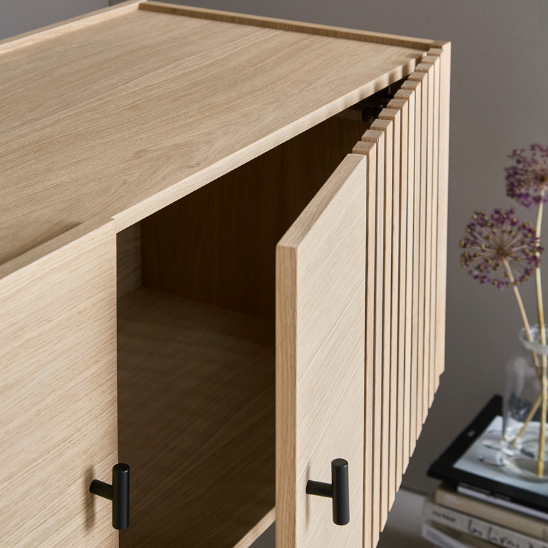 Sideboard Array Woud