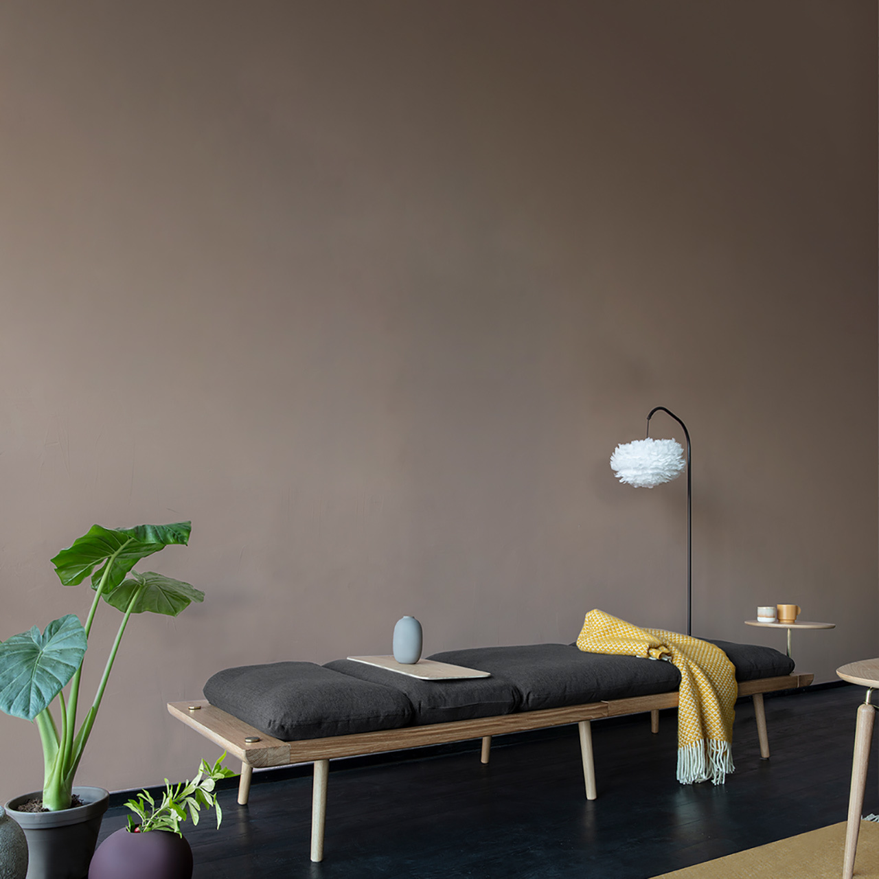 Day Bed Lounge Around