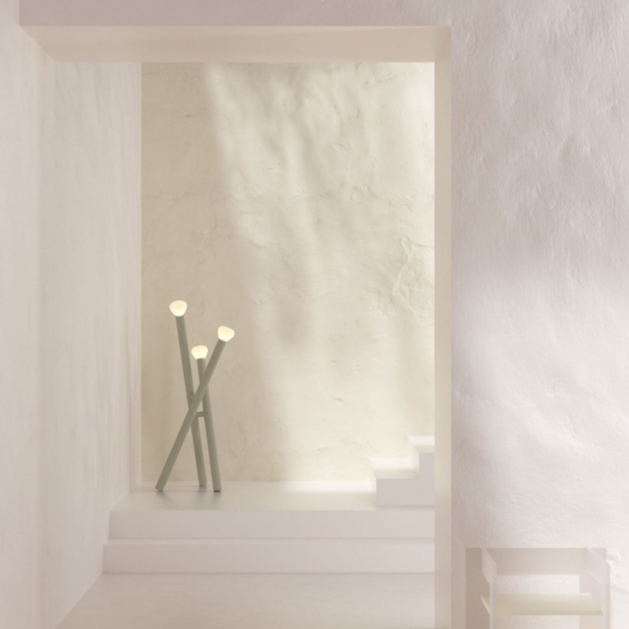 Lambert & Fils Stehleuchte 'Parc 05' 