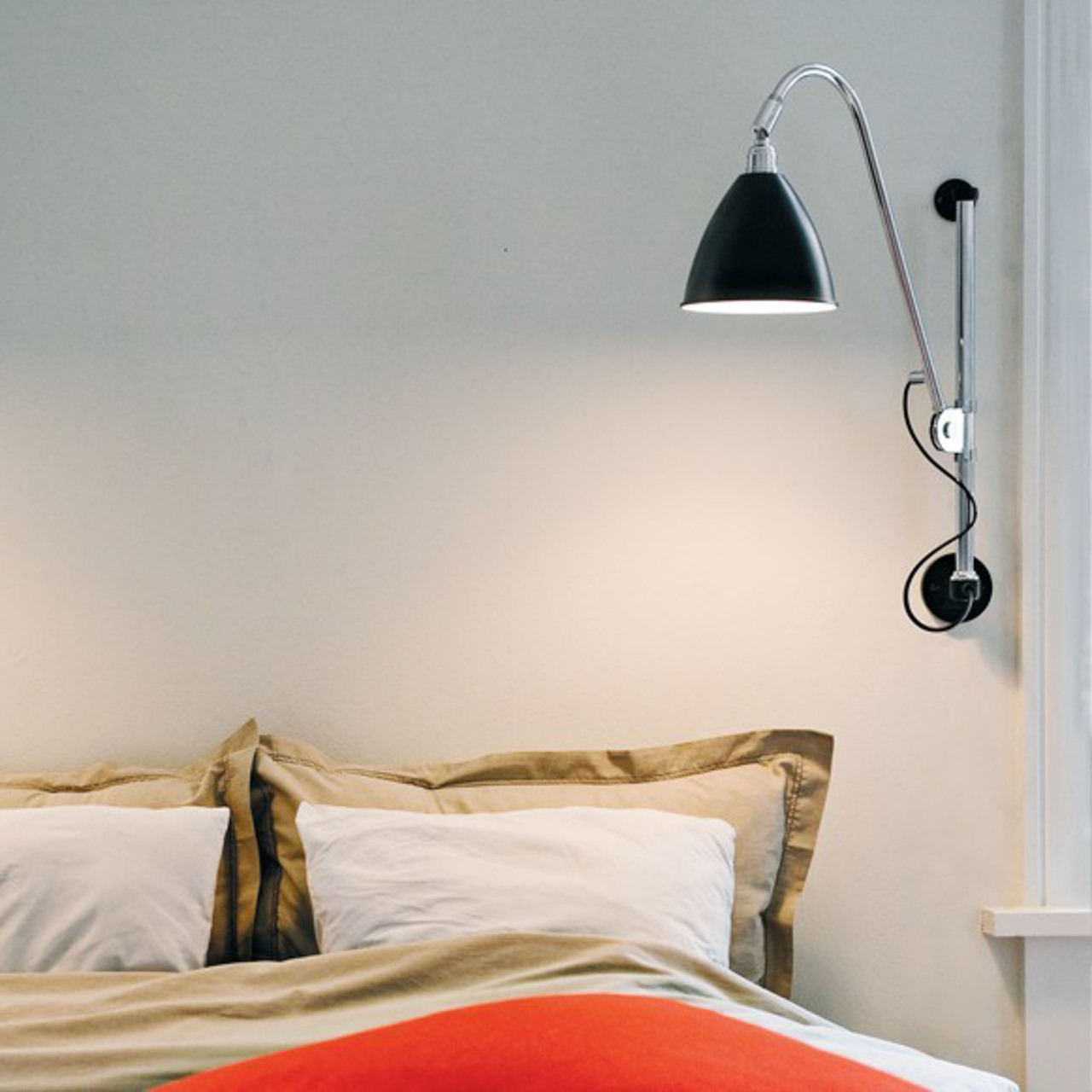 Gubi Wandleuchte 'Bestlite BL5' mit Chromgestell