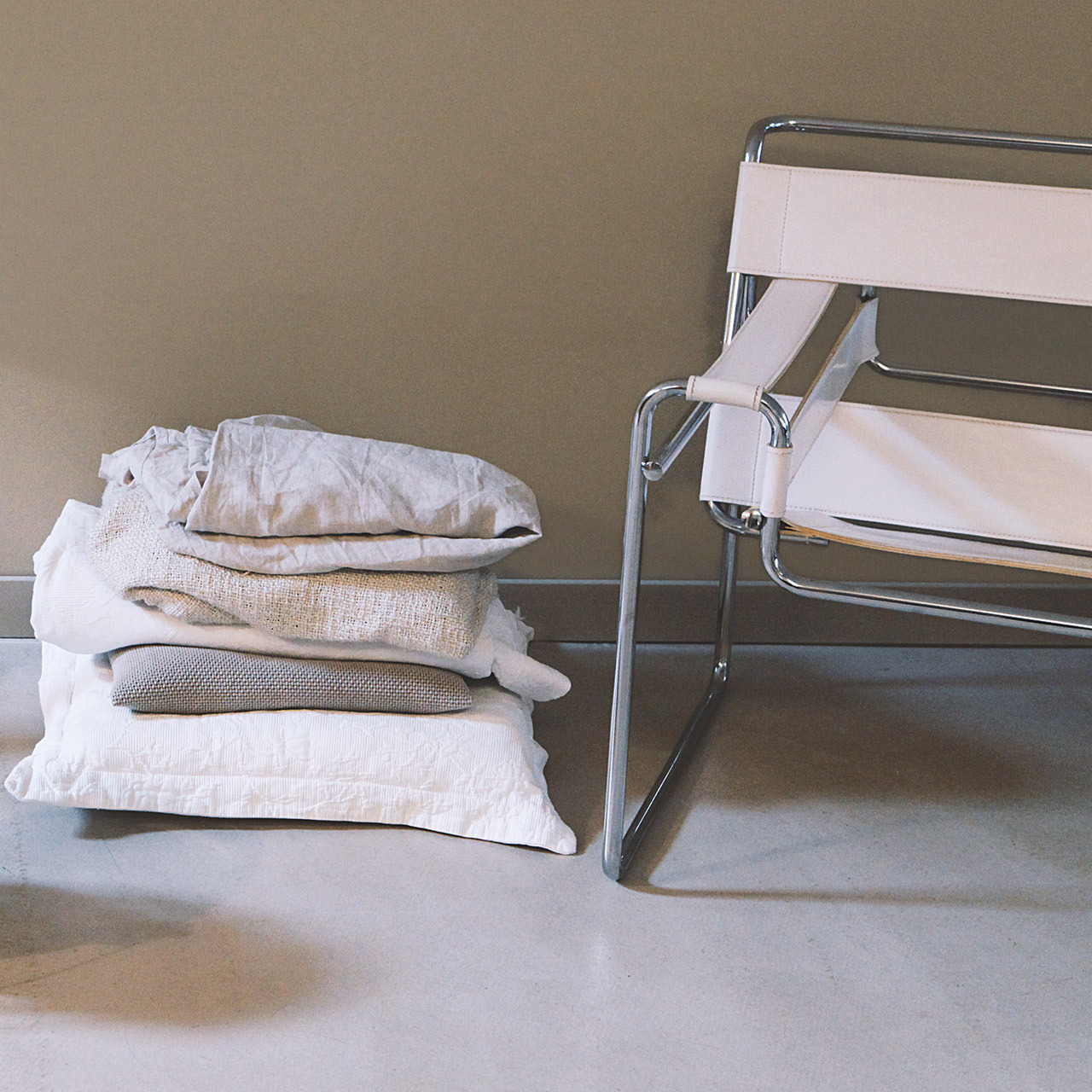 Wassily Chair cremeweiss 4