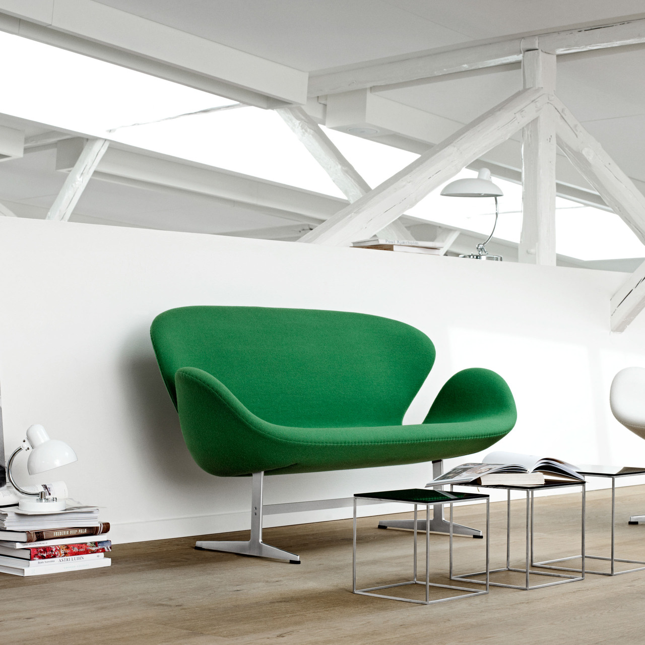  2-Sitzer Sofa 'Swan' in Stoff