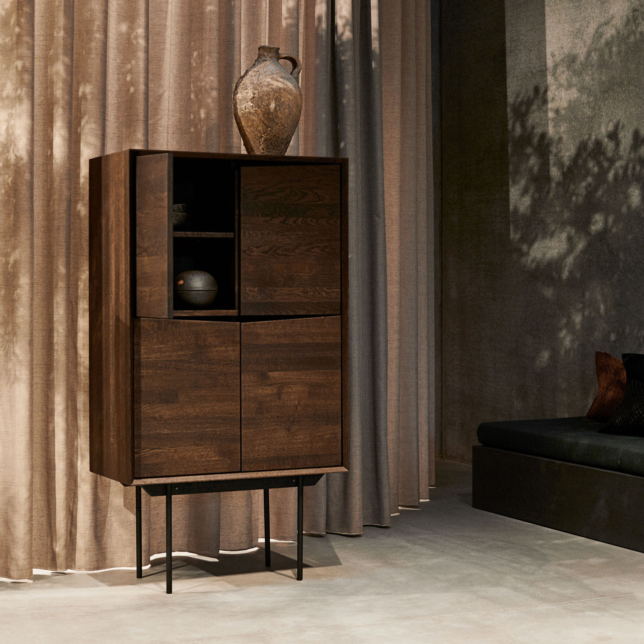 MUUBS Highboard 'Wing' Eiche geräuchert