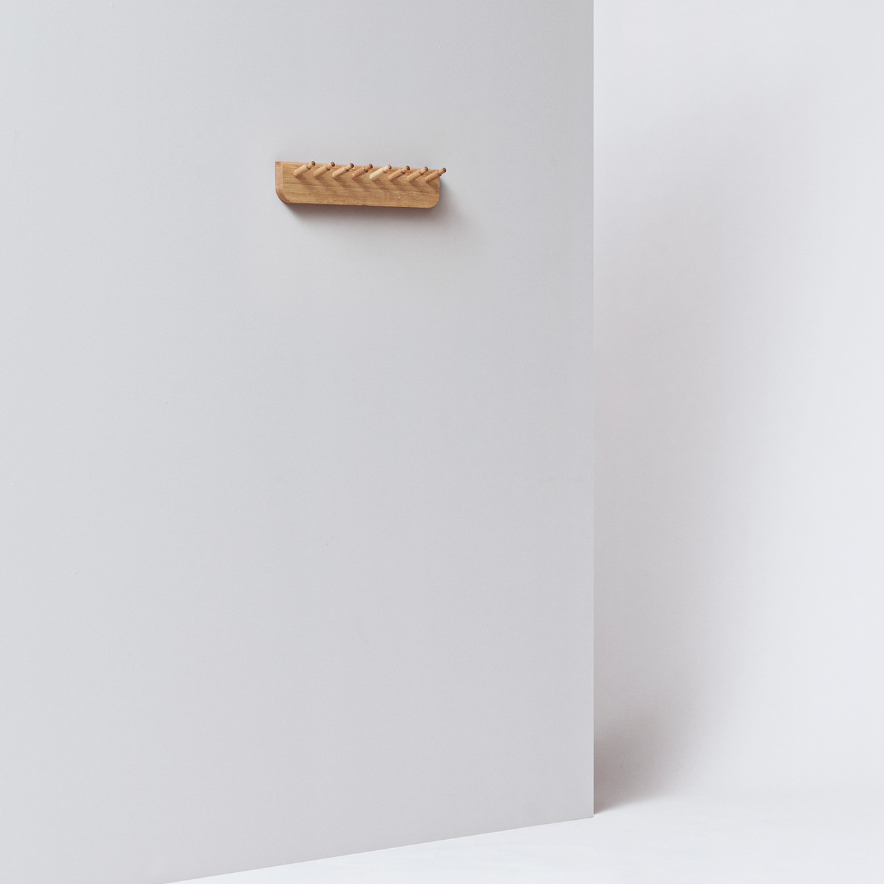 Form & Refine Wandgarderobe 'Echo' Eiche geölt, B: 40 cm