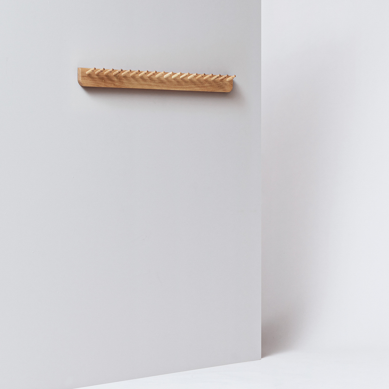 Form & Refine Wandgarderobe 'Echo' Eiche geölt, B: 88 cm