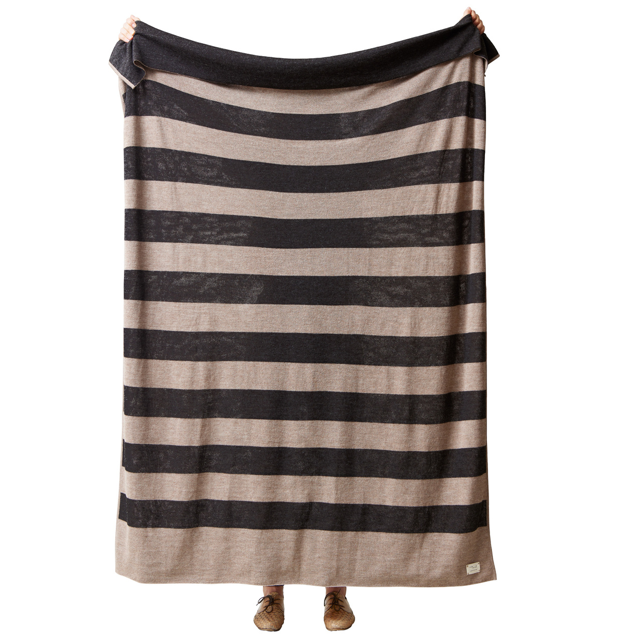 Form & Refine Gestreiftes Plaid 'Aymara Ribbon'  Schwarz gestreift