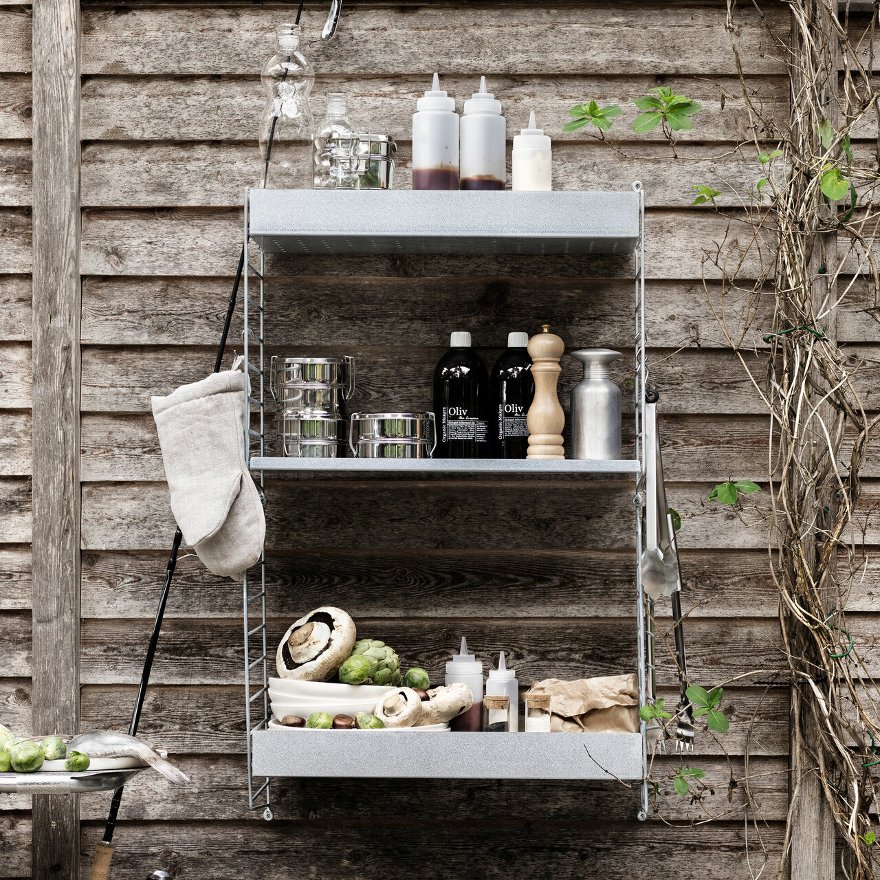 Outdoor-Wandregal 'String' String Furniture