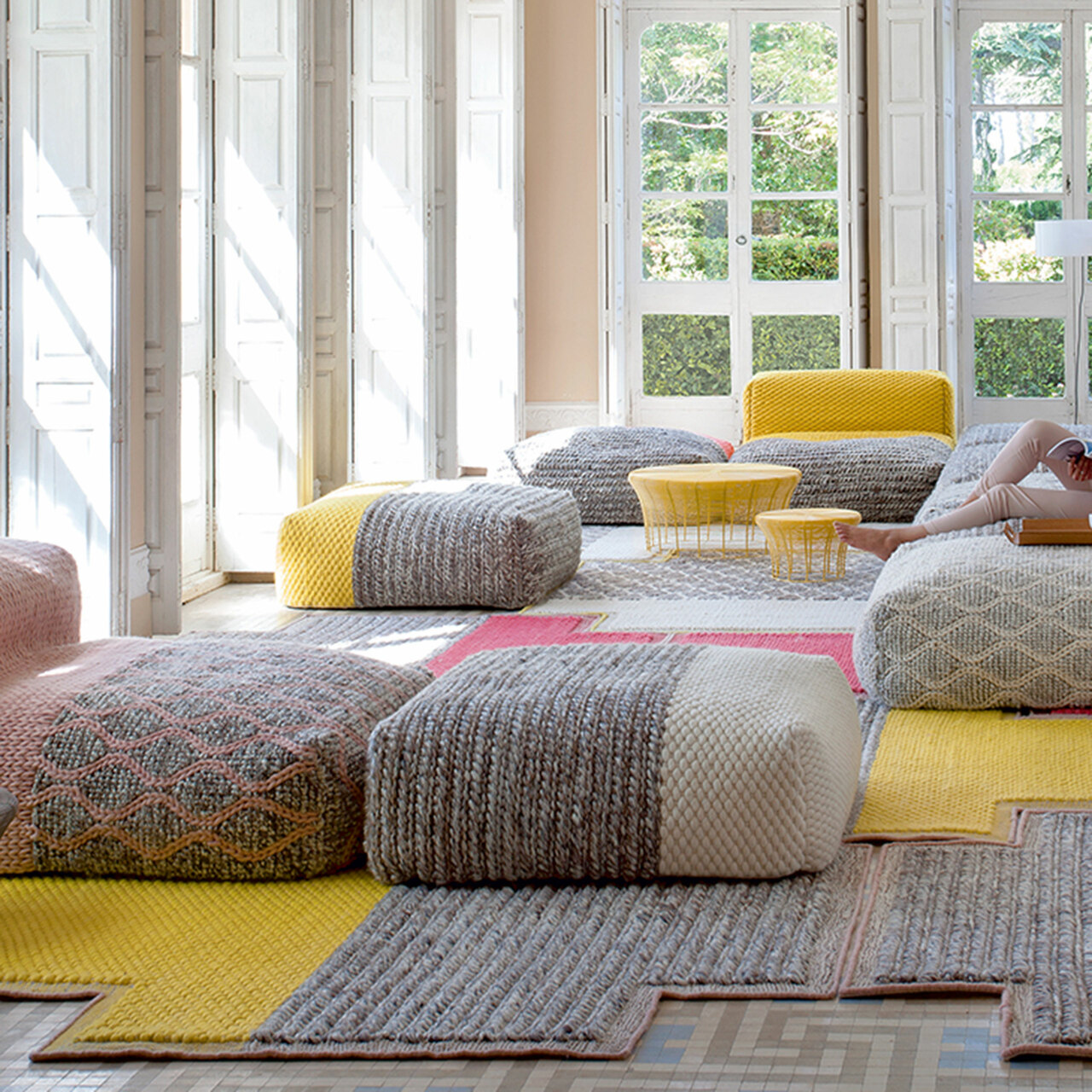 Gan Gandia Blasco Quadratischer Pouf von 'Gan Rug' Ivory