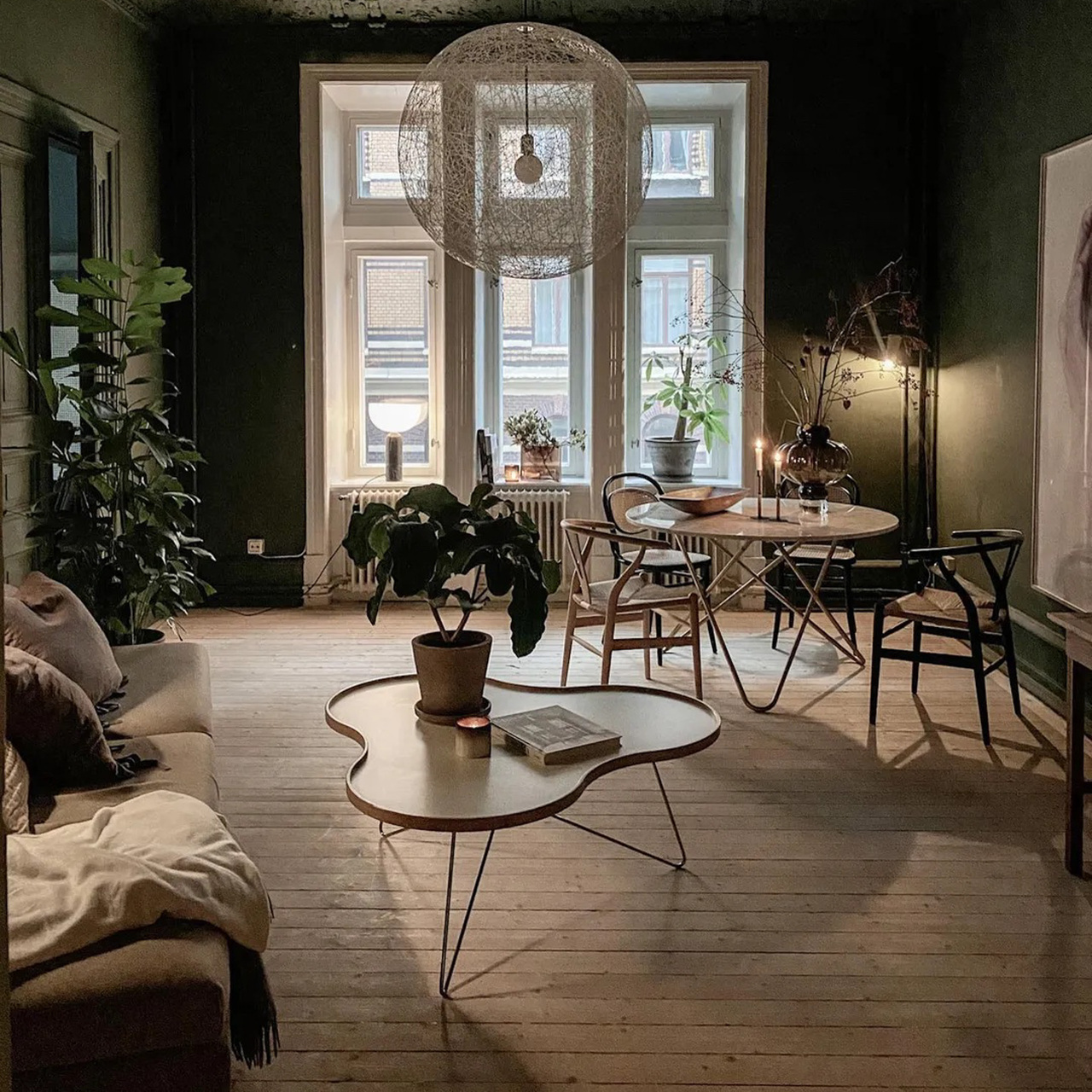 Beistelltisch 'Flower' in 3 Grössen Swedese