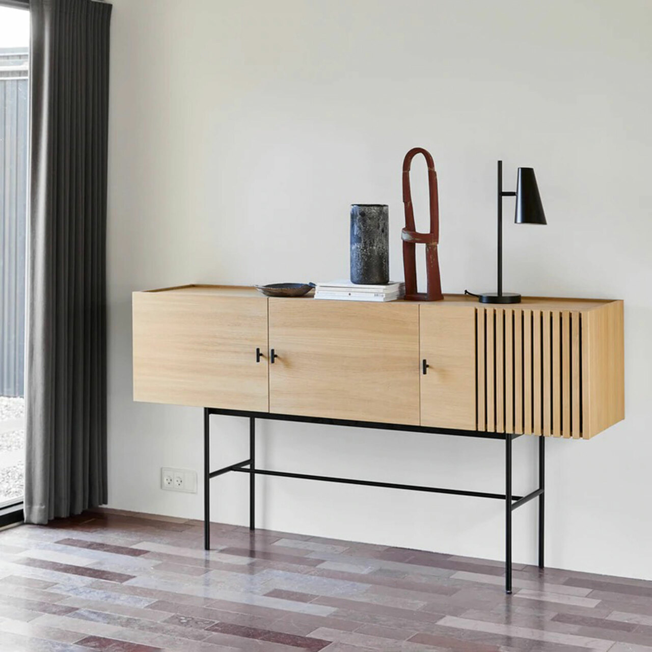 Sideboard Array Woud