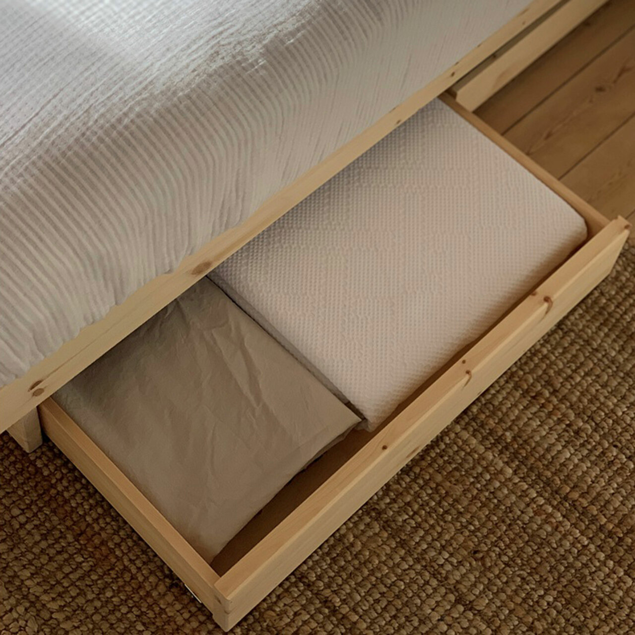 Karup Design Kanso Bed Roh 100 mit Schubladen