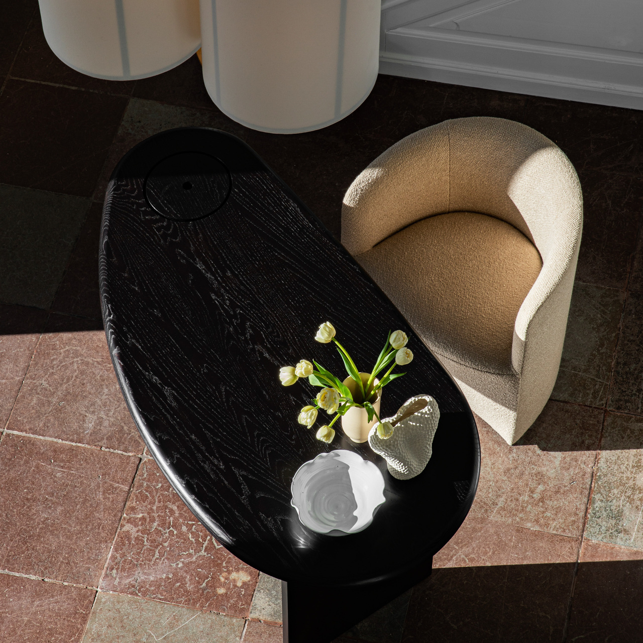 Menu Furniture The Eclipse Desk Eiche