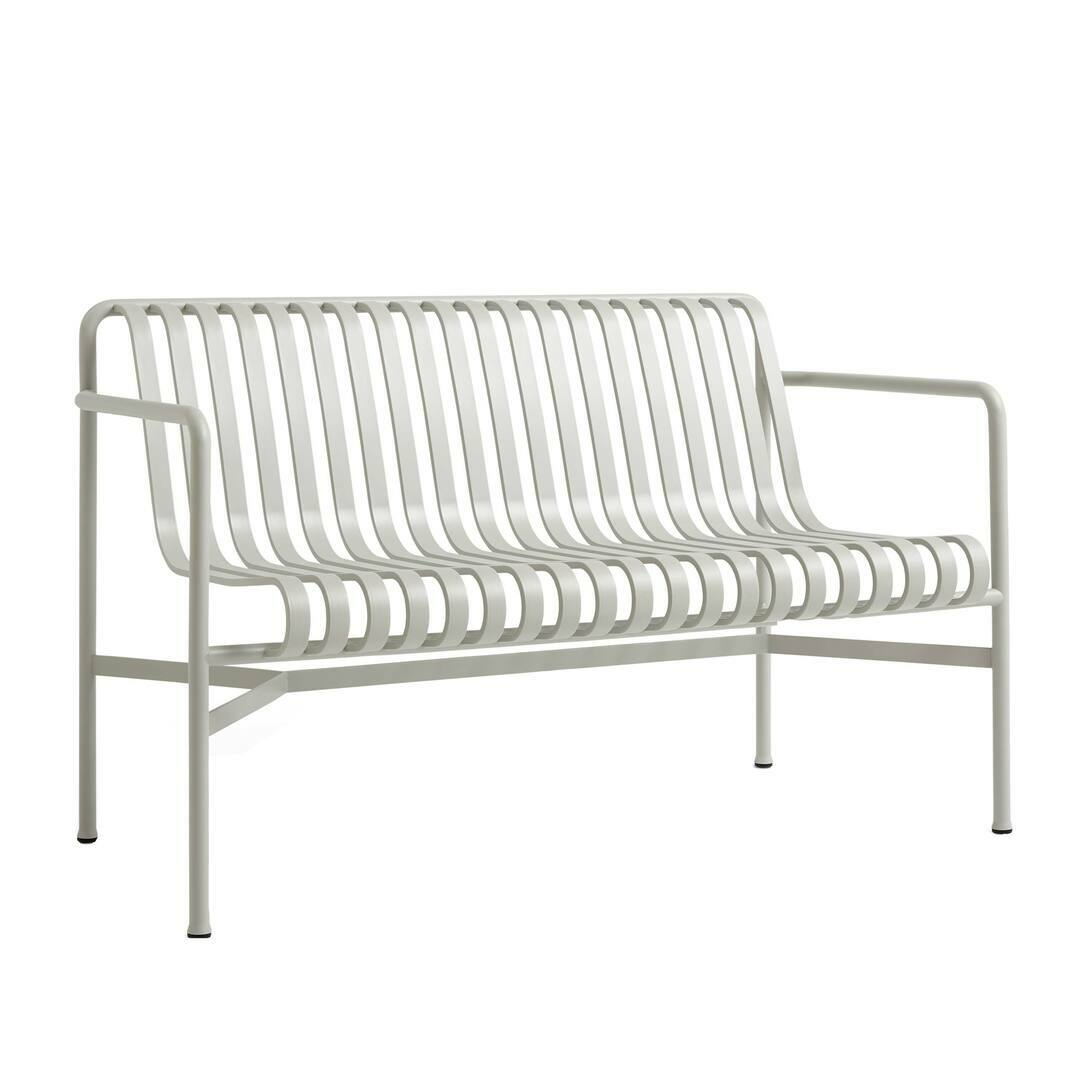 HAY Palissade Dining Bench Sky Grey, Mit Armlehnen