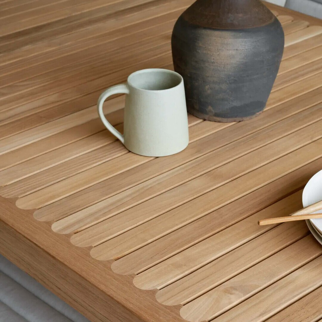 Carl Hansen & Søn AH Outdoor Dining Table Teak unbehandelt, B: 98.5 cm / T: 100 cm 