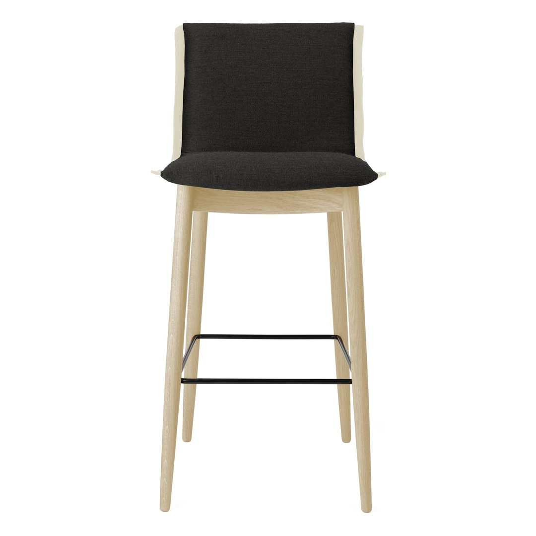 Carl Hansen & Søn Barhocker 'Embrace E006' Dunkelbraun-Anthrazit 0376 - Hallingdal 65, Eiche geseift, Weiss
