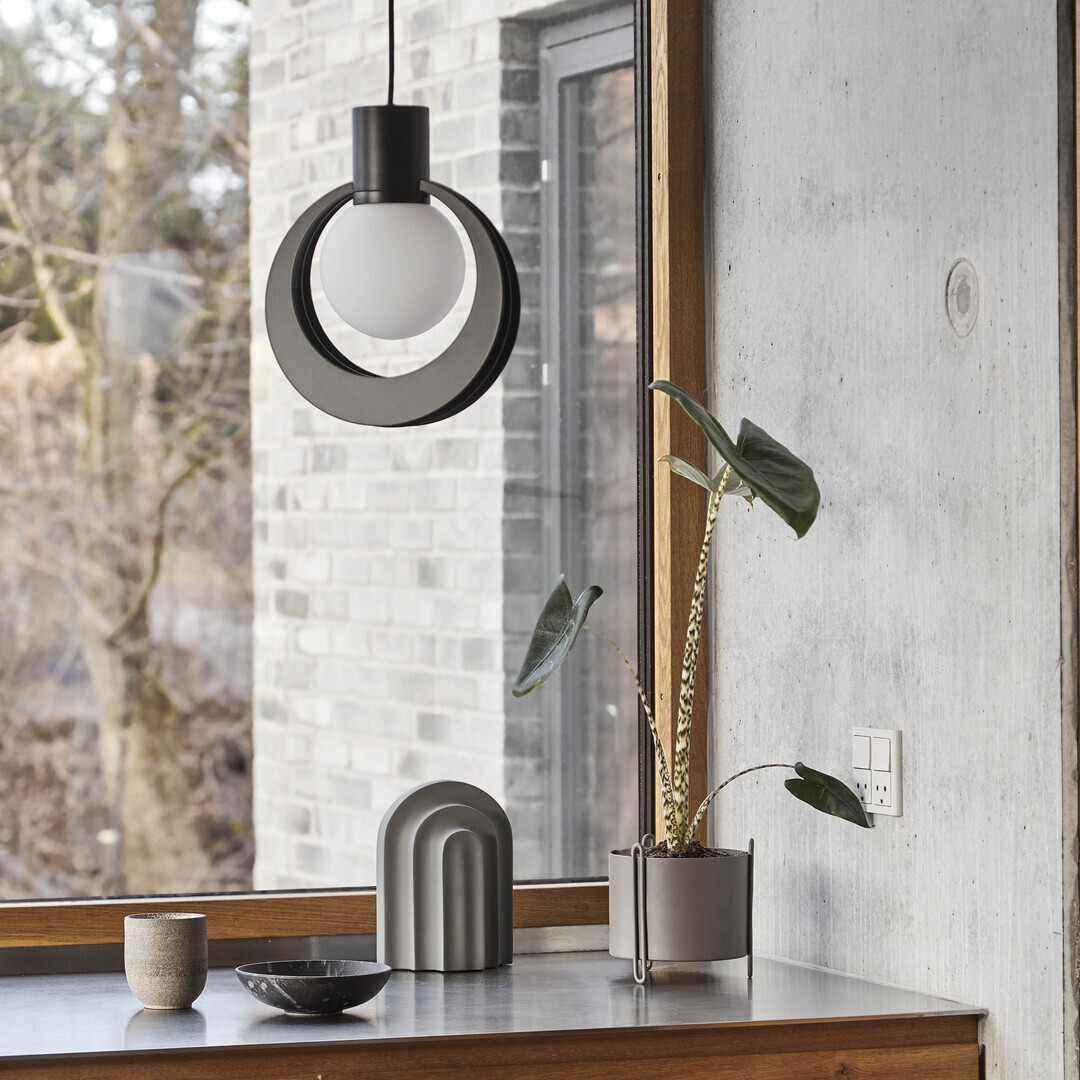 Woud Lunar Pendant Schwarz