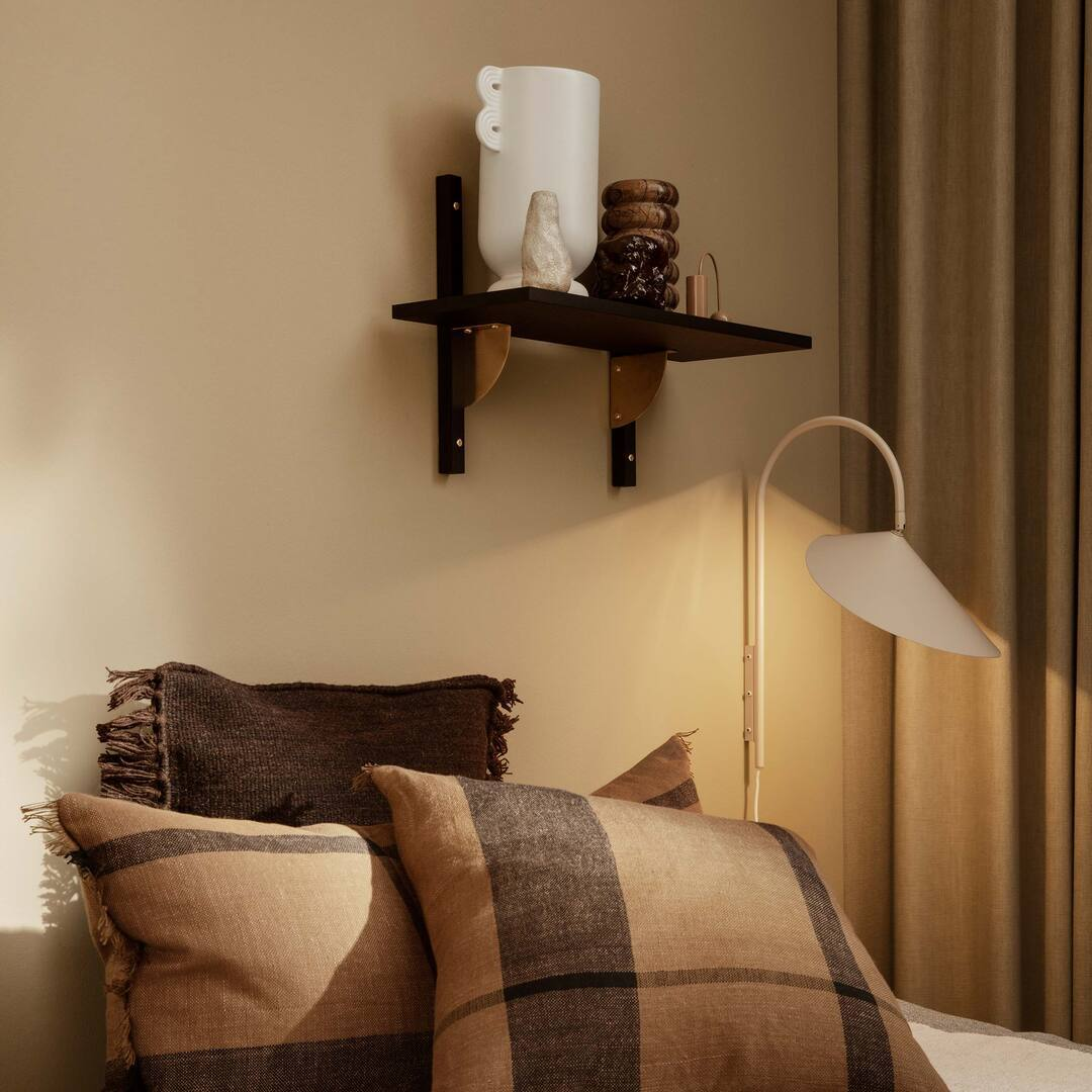 Ferm Living Sector Shelf Single B: 54 cm / T: 22.1 cm, Eiche / Messing
