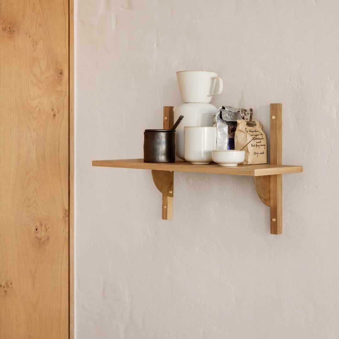 Ferm Living Sector Shelf Single B: 54 cm / T: 22.1 cm, Eiche / Messing