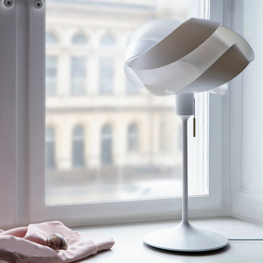 Sante table stand w/USB von Umage