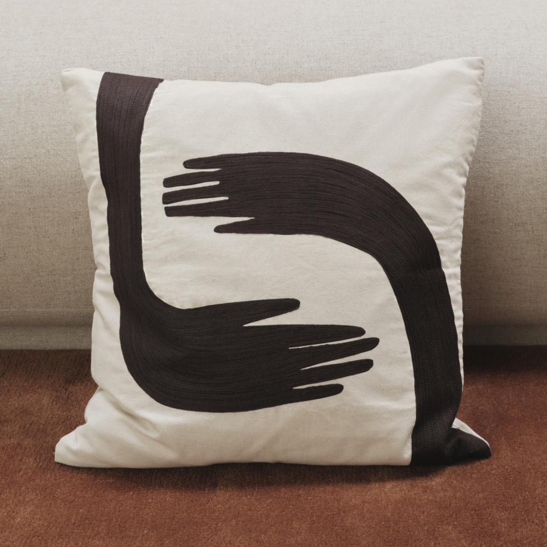 fermLIVING_PoseCushion_lifestyle_2