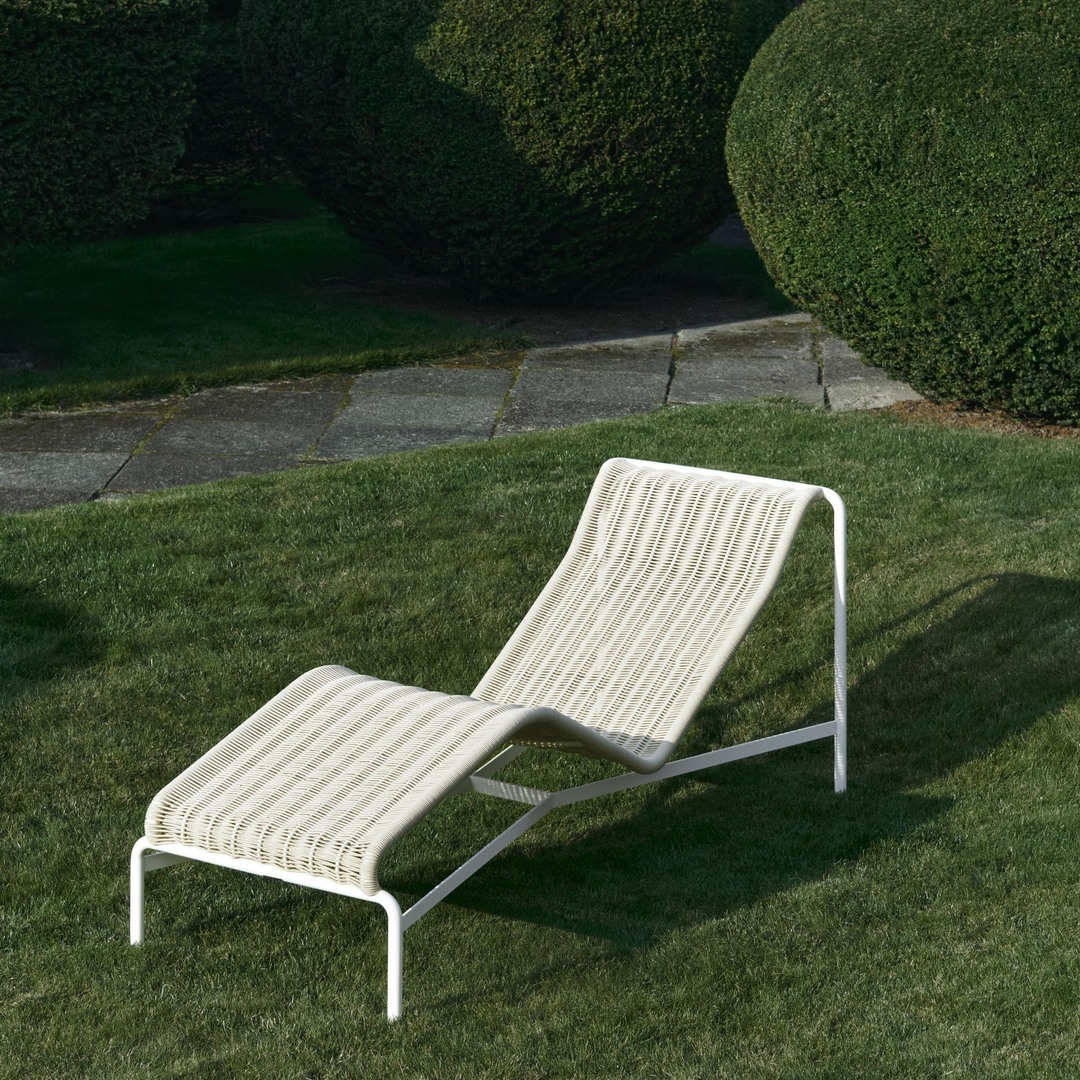 HayPalissade_Chaise_Longue_lifestyle_2