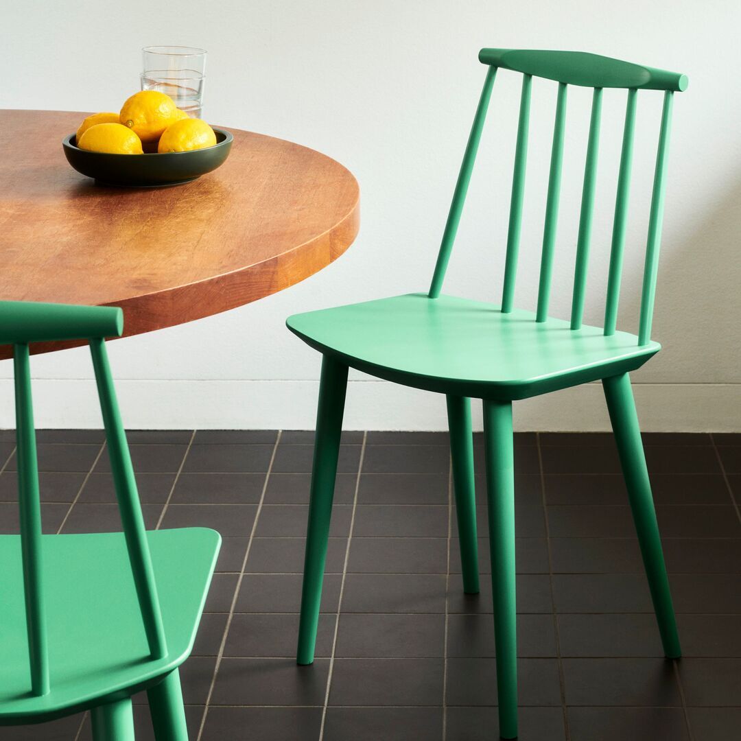 HAY Stuhl J77 von Hay water-based lacquered beech / jade green 
