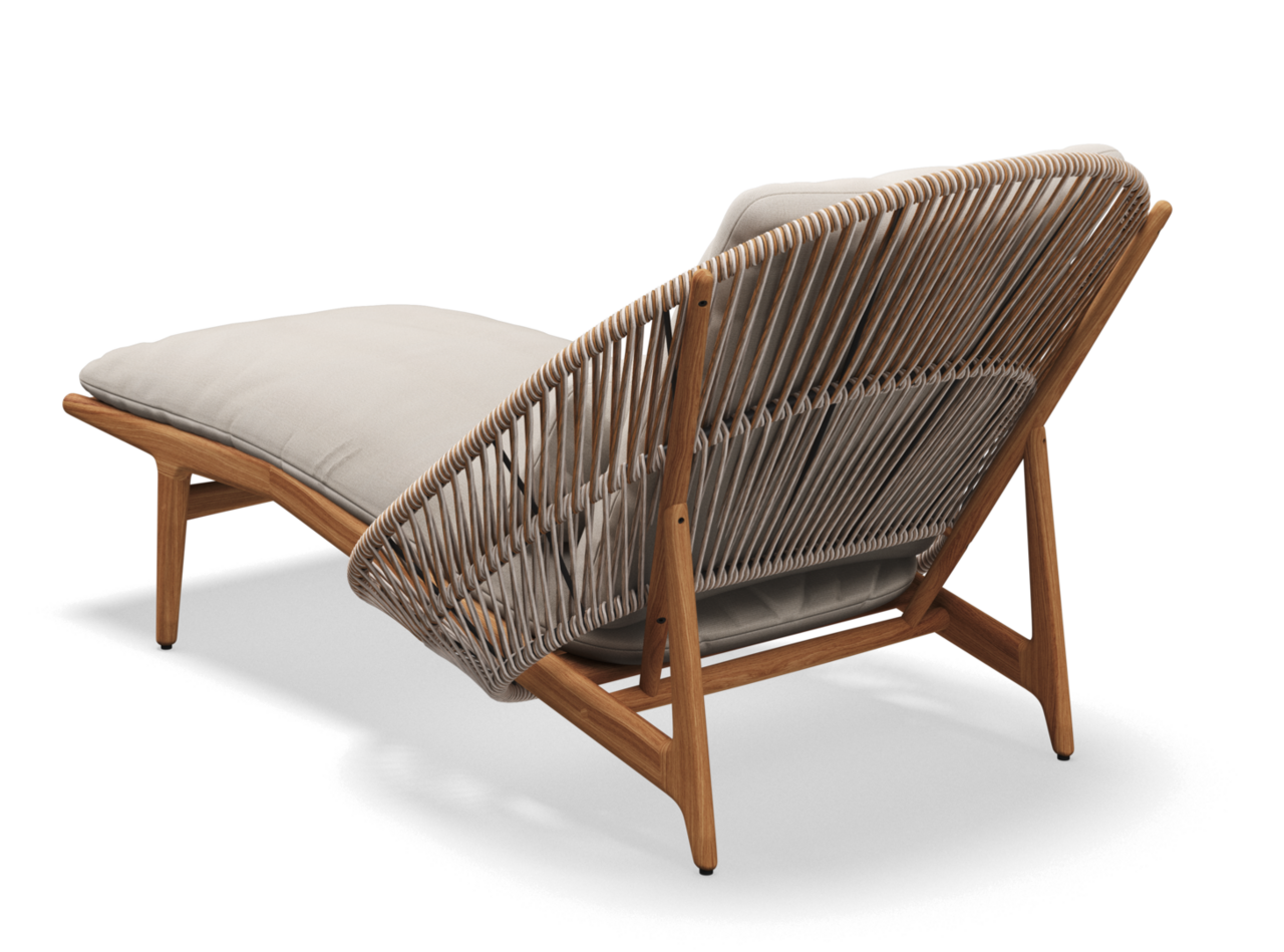 Gloster Bora LOUNGER - Loungeliege-Natural Teak / Sorrel Wicker-Blend Linen