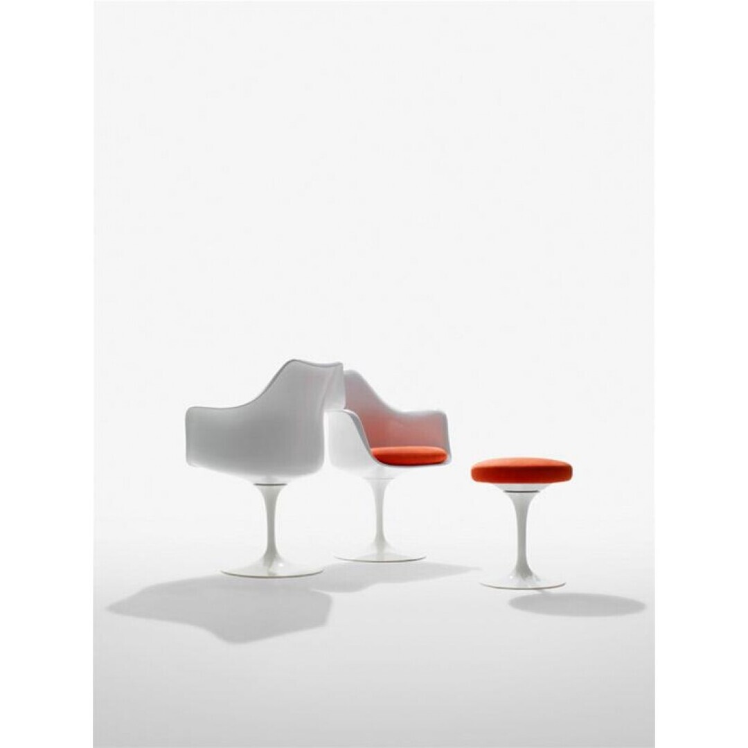 Knoll International Tulip Stool Hocker