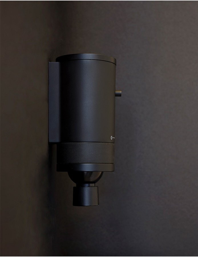 DCWéditions, DCW Vision 20-20 OMNI SW BL