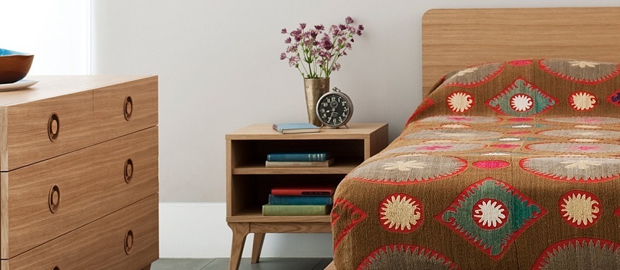 Case Valentine Bedside Table