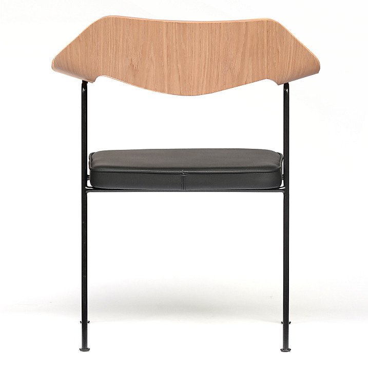Case Furniture 675 - Stuhl - Oak and Black