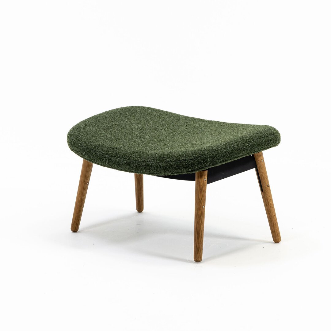 Case-ella-ottoman-moss-oak