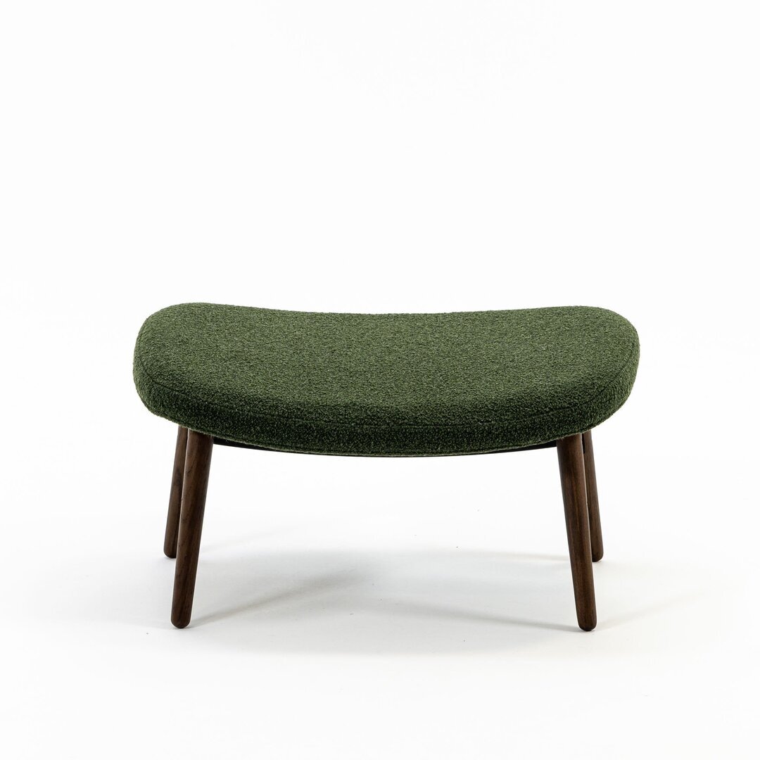 Case-ella-ottoman-moss-walnut