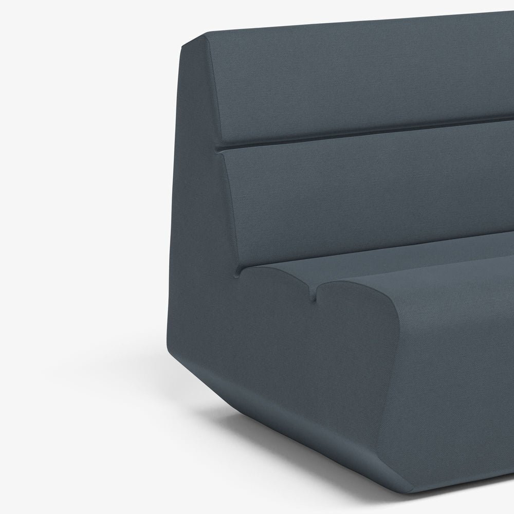 Case Furniture Odyssey -  2-Sitzer Sofa - Pepeplus Blue
