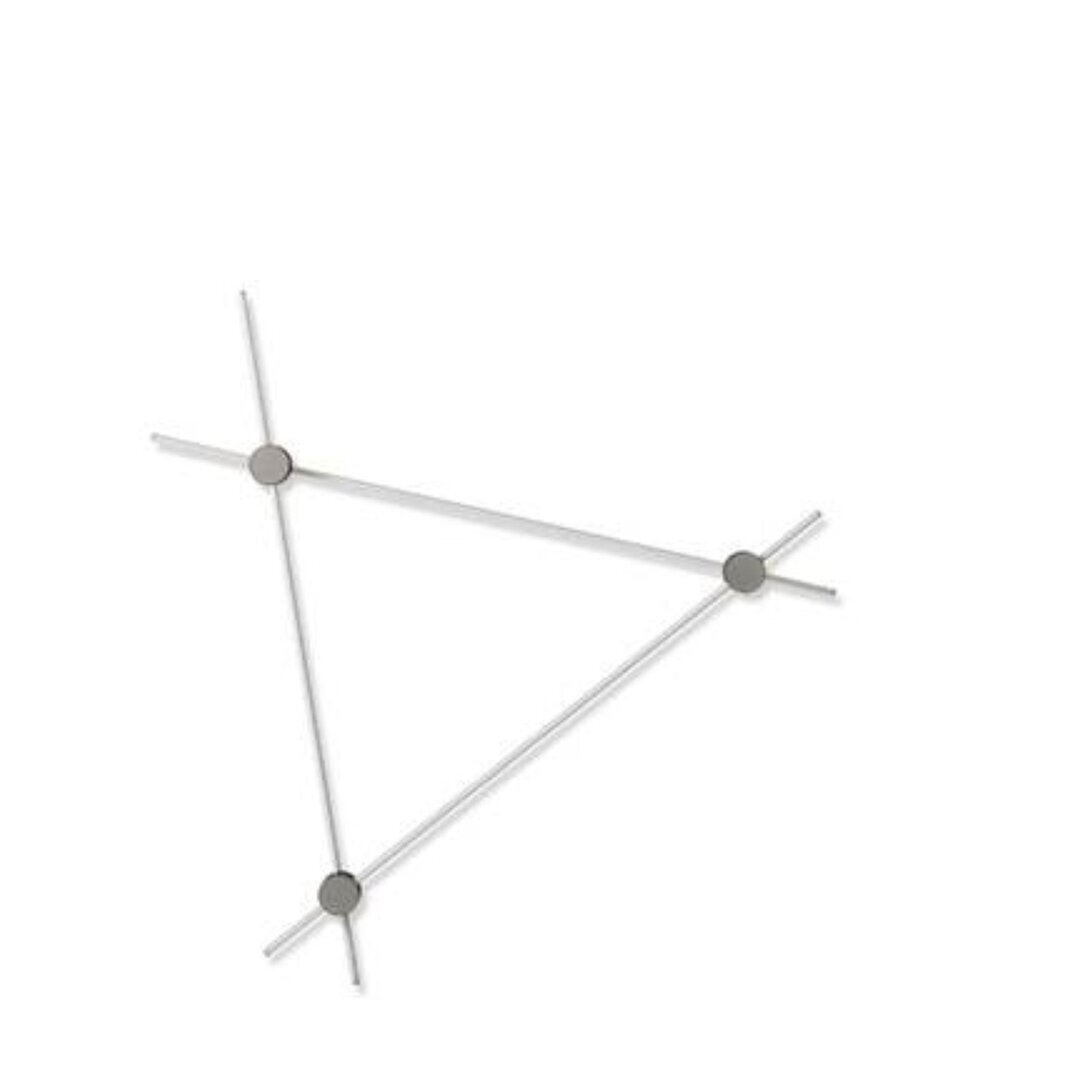 Cassina Eitie Triangle Wall - Wandleuchte - 130 - Schwarz / Gold