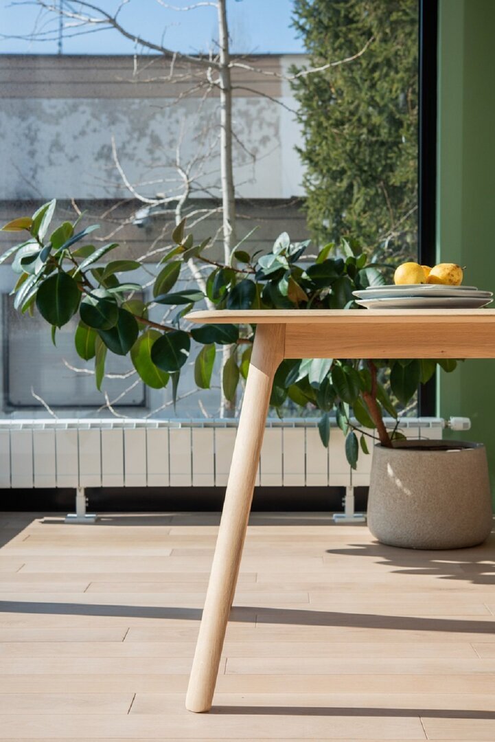 Gazzda Teska Table