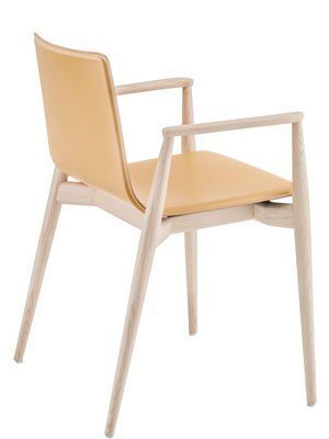 Pedrali Malmö Armlehnenstuhl mit Echtlederbezug-FR-Eschenholz gebleichtes / F03-Kernleder beige
