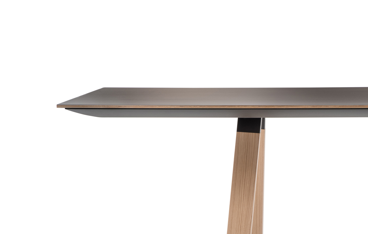Pedrali Arki Wood Esstisch-FNP_NE-Fenixplatte Schwarz-Laminat
