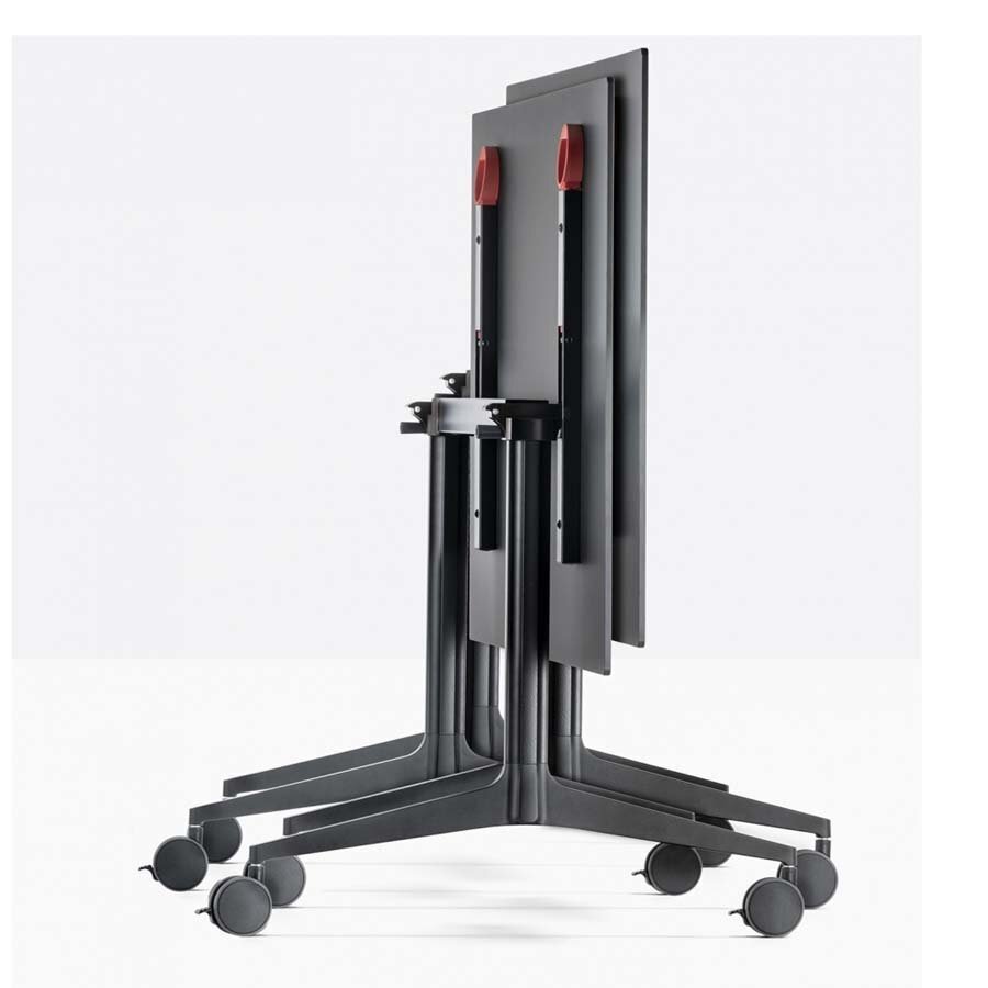 Pedrali Ypsilon Tilting Tisch
