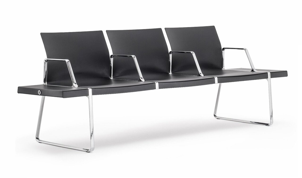 Pedrali Plural Bänke-3-Sitzer-NE-Polypropylen Schwarz-CR-Aluminium Verchromt