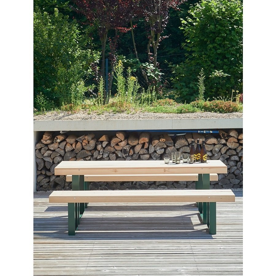 Jan Kurtz Guard Tisch