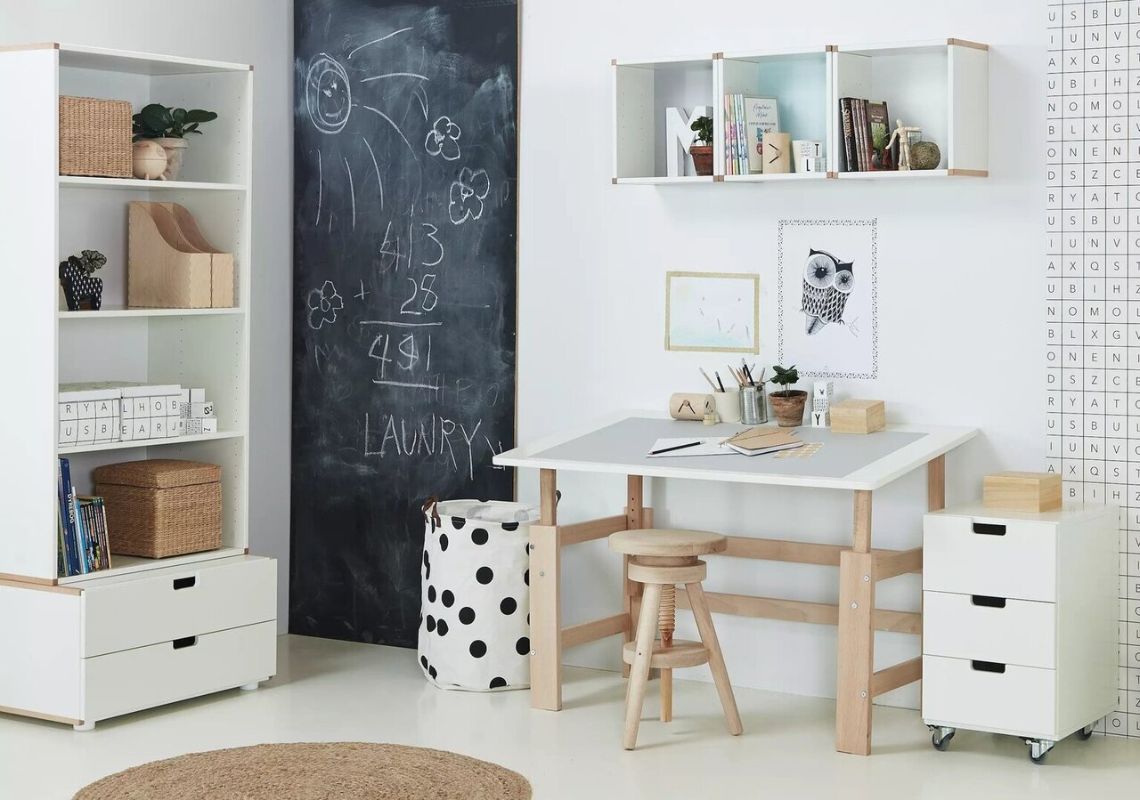 Manis-H Hocker