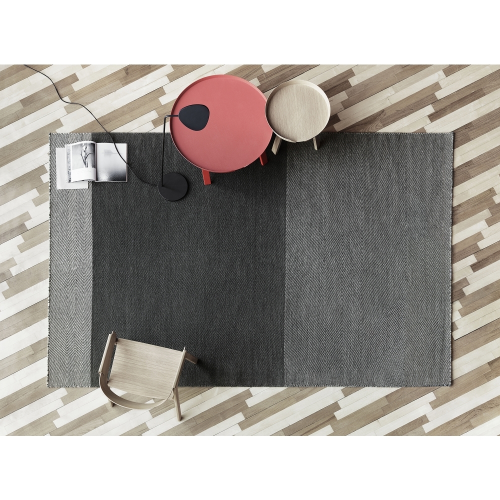 Muuto Teppich Vario