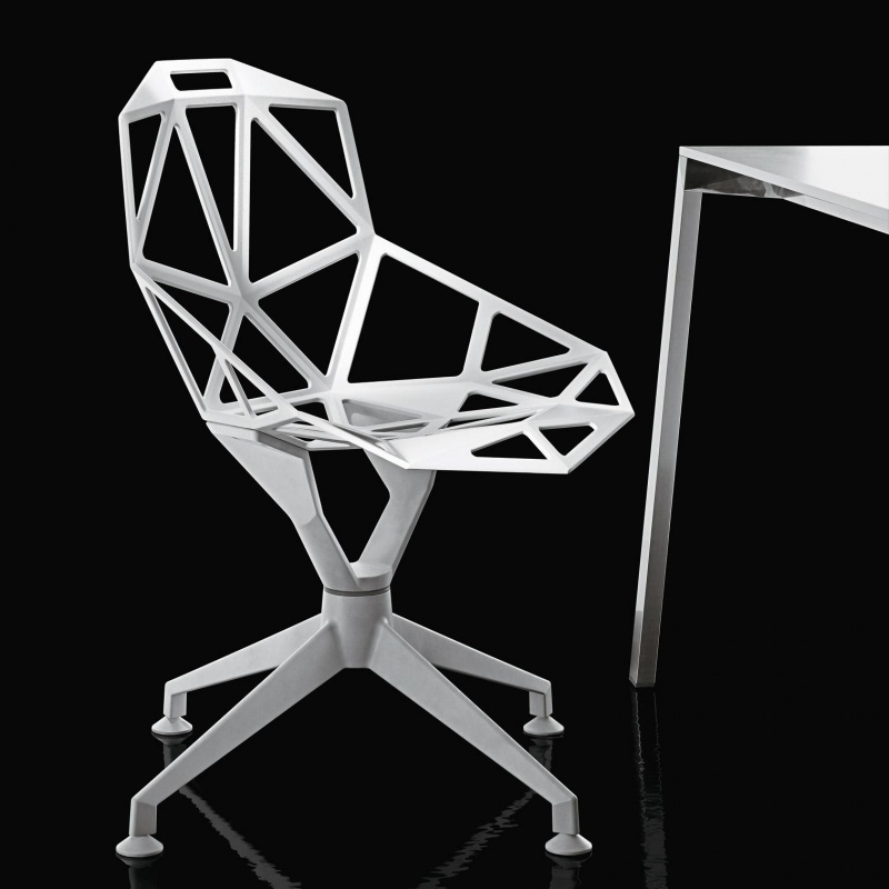 Magis Chair One 4Star Stuhl mit Viersternfuss- Weiss