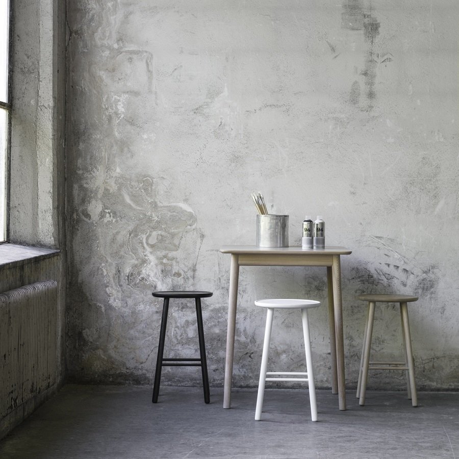 HANS K ZIGZAG BARSTOOL 78CM BLACK STAIN