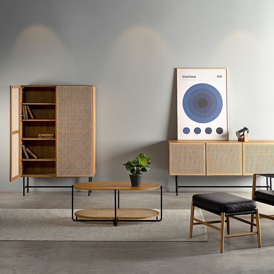 HANS K RACQUET CABINET OAK OILED- LEGS METAL