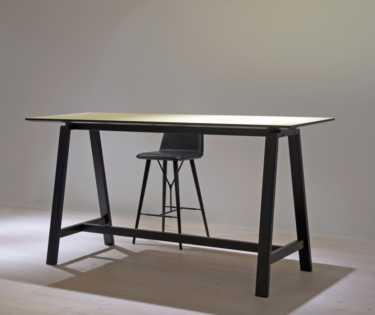 Andersen Furniture HT1 Stehtisch 108 cm - 
