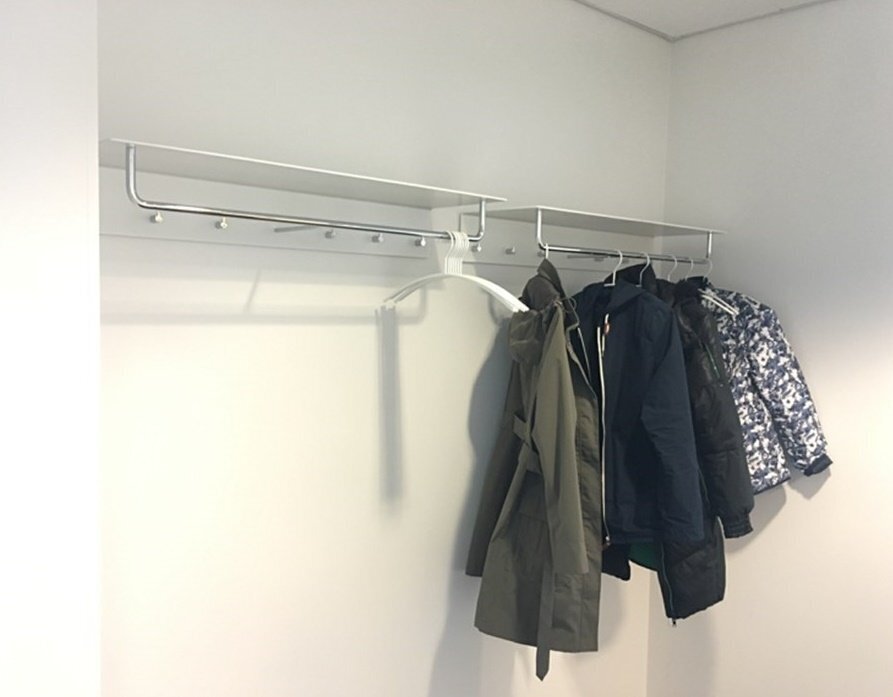 Frost UNU Wandgarderobe 600 