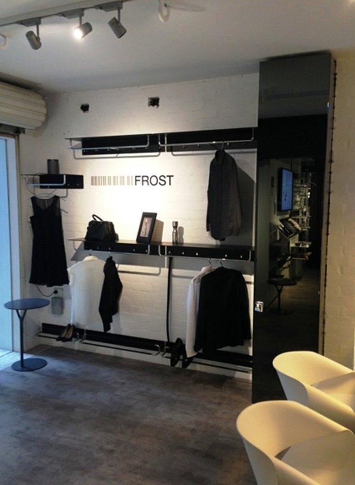 Frost UNU Wandgarderobe 600 